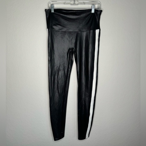SPANX Pants - Spanx Faux Leather Side Stripe Leggings- Sz XL